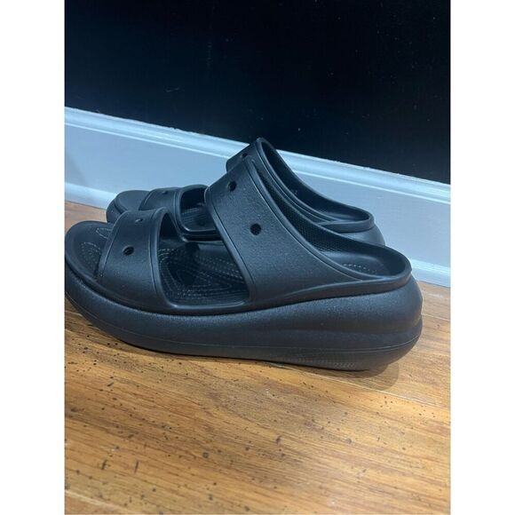 Crocs Women's Classic Crush Platform Sandal Black - Picture 6 of 8